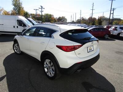 2017 INFINITI QX30 AWD, PREM,TECH PKG,CONV PKG,RVC,SILVER CERTIFIED   - Photo 5 - Haddon Twp, NJ 08107