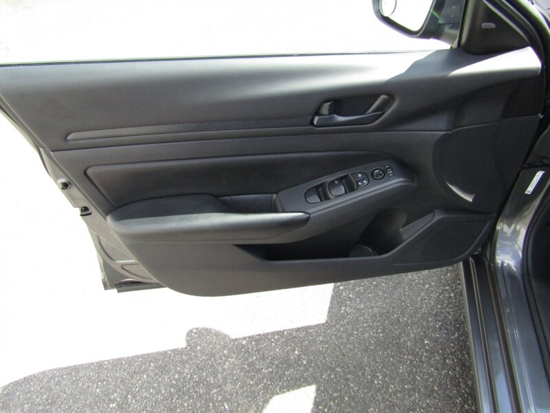 2023 Nissan Altima 2.5 S,CONV PKG,RVC,BLUETOOTH,SILVER CERTIFIED - Photo 29 - Haddon Twp, NJ 08107