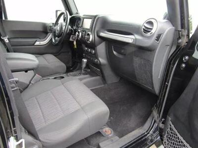 2011 Jeep Wrangler Rubicon   - Photo 24 - Haddon Twp, NJ 08107