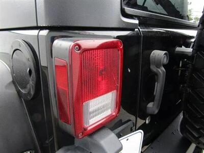 2011 Jeep Wrangler Rubicon   - Photo 16 - Haddon Twp, NJ 08107