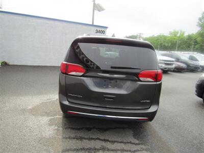2017 Chrysler Pacifica LIMITED,COMFORT PKG,RVC,SILVER CERTIFIED   - Photo 6 - Haddon Twp, NJ 08107