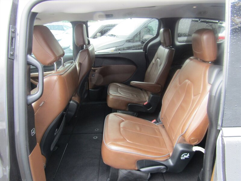 2017 Chrysler Pacifica LIMITED,COMFORT PKG,RVC,SILVER CERTIFIED - Photo 35 - Haddon Twp, NJ 08107