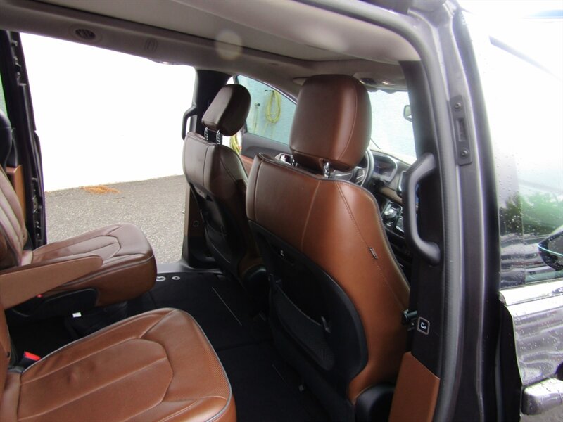 2017 Chrysler Pacifica LIMITED,COMFORT PKG,RVC,SILVER CERTIFIED - Photo 44 - Haddon Twp, NJ 08107