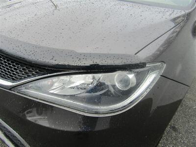 2017 Chrysler Pacifica LIMITED,COMFORT PKG,RVC,SILVER CERTIFIED   - Photo 12 - Haddon Twp, NJ 08107