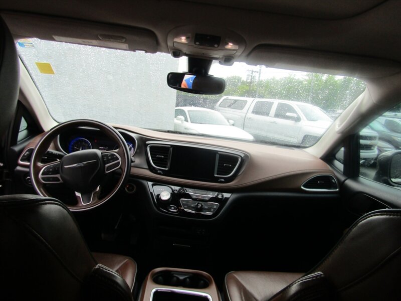 2017 Chrysler Pacifica LIMITED,COMFORT PKG,RVC,SILVER CERTIFIED - Photo 39 - Haddon Twp, NJ 08107