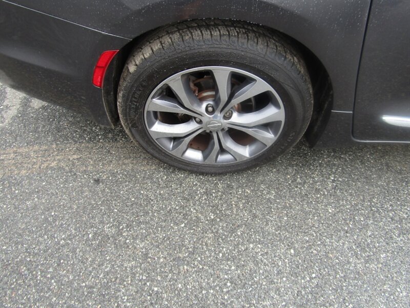 2017 Chrysler Pacifica LIMITED,COMFORT PKG,RVC,SILVER CERTIFIED - Photo 23 - Haddon Twp, NJ 08107