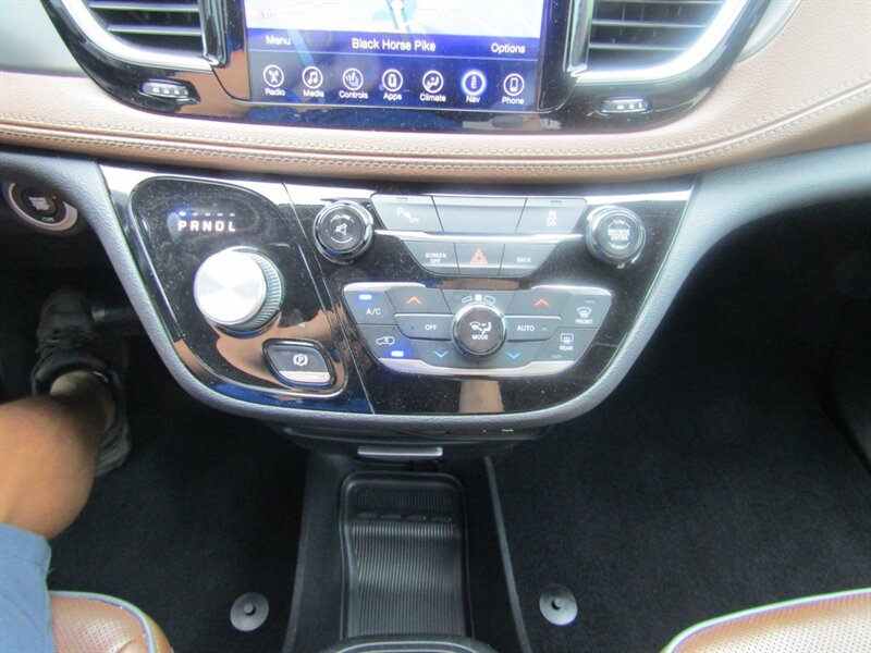 2017 Chrysler Pacifica LIMITED,COMFORT PKG,RVC,SILVER CERTIFIED - Photo 56 - Haddon Twp, NJ 08107