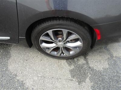 2017 Chrysler Pacifica LIMITED,COMFORT PKG,RVC,SILVER CERTIFIED   - Photo 17 - Haddon Twp, NJ 08107