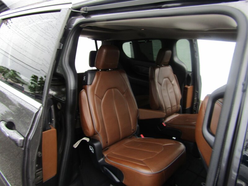 2017 Chrysler Pacifica LIMITED,COMFORT PKG,RVC,SILVER CERTIFIED - Photo 42 - Haddon Twp, NJ 08107