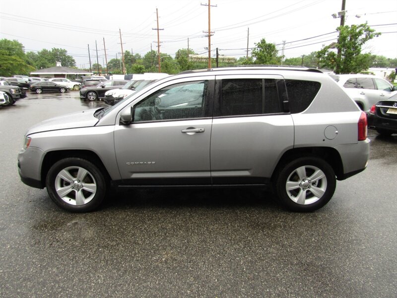 2017 Jeep Compass Latitude - Photo 4 - Haddon Twp, NJ 08107