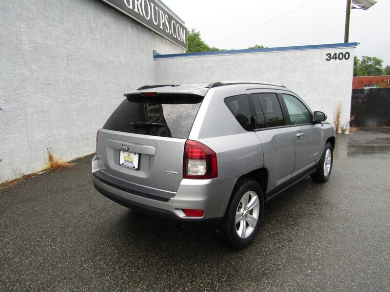 2017 Jeep Compass Latitude - Photo 7 - Haddon Twp, NJ 08107