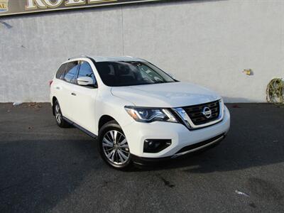 2017 Nissan Pathfinder AWD,,CONV PKG,PWR PKG,SILVER CERTIFIED   - Photo 1 - Haddon Twp, NJ 08107