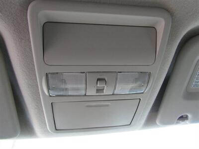 2015 Nissan NV CONV PKG,PWR PKG,RVC,SILVER CERTIFIED   - Photo 28 - Haddon Twp, NJ 08107