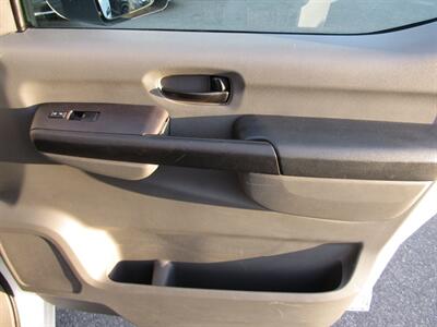 2015 Nissan NV CONV PKG,PWR PKG,RVC,SILVER CERTIFIED   - Photo 19 - Haddon Twp, NJ 08107