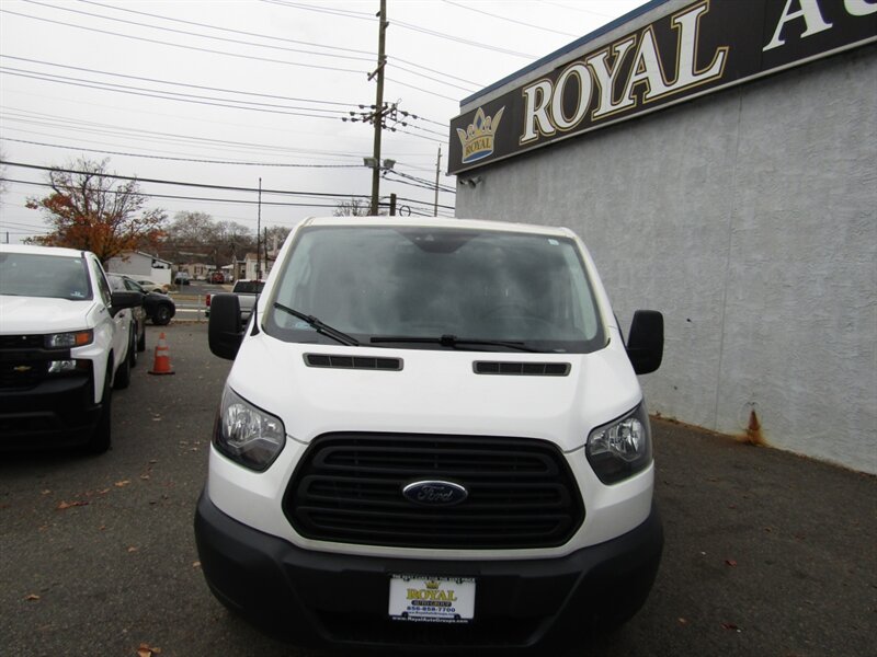 2017 Ford Transit photo 2