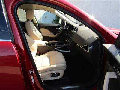 2020 Jaguar F-PACE AWD,NAV,PREM PKG,PANO ROOF,RVC.SILVER CERTIFIED   - Photo 57 - Haddon Twp, NJ 08107