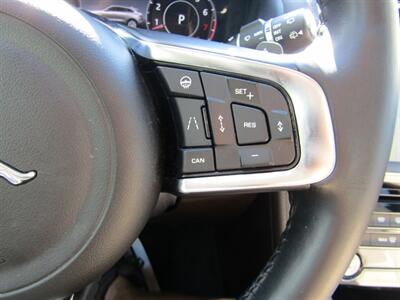 2020 Jaguar F-PACE AWD,NAV,PREM PKG,PANO ROOF,RVC.SILVER CERTIFIED   - Photo 64 - Haddon Twp, NJ 08107