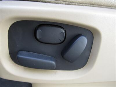 2011 Land Rover LR4 4X4,NAV,LEATHER,TECH PKG,RVC,CONV PKG,CERTIFIED   - Photo 12 - Haddon Twp, NJ 08107