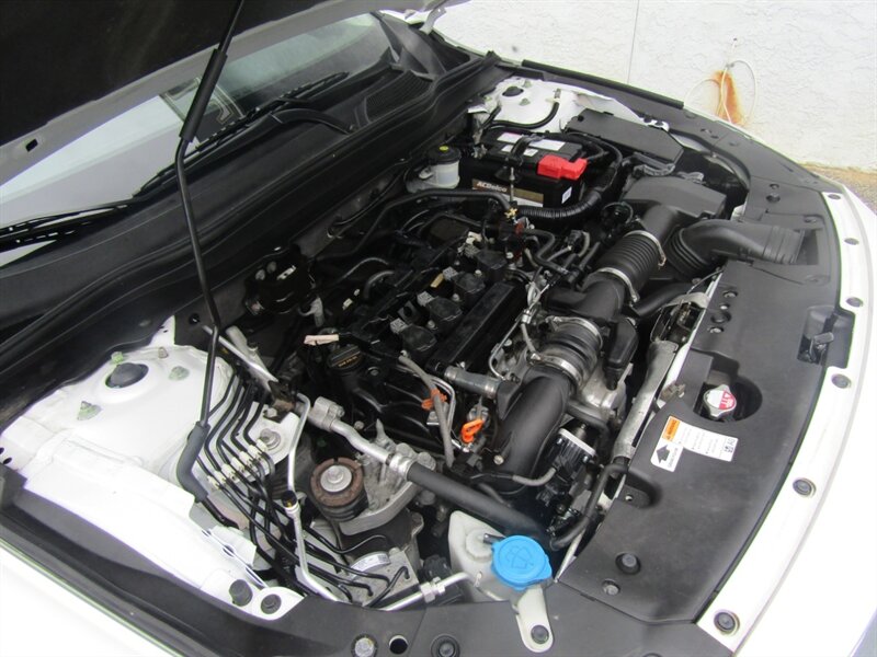 2021 Honda Accord EX-L,AWD,TECH PKG,COMFORT PKG,RVC,SILVER CERTIFIED - Photo 35 - Haddon Twp, NJ 08107