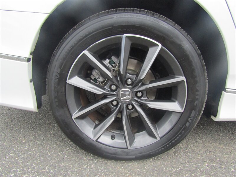 2021 Honda Accord EX-L,AWD,TECH PKG,COMFORT PKG,RVC,SILVER CERTIFIED - Photo 31 - Haddon Twp, NJ 08107