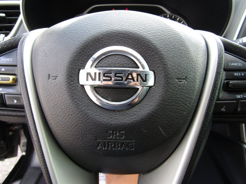 2016 Nissan Maxima S photo 38