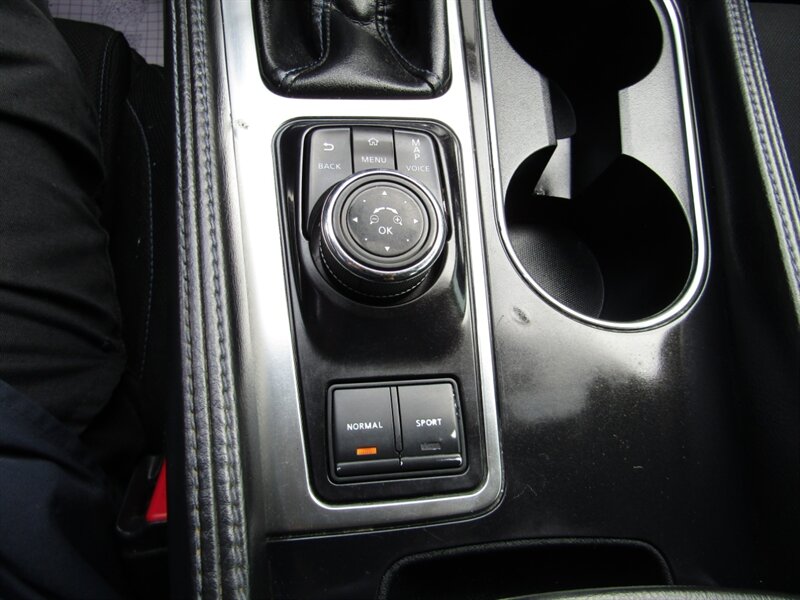 2016 Nissan Maxima S photo 45