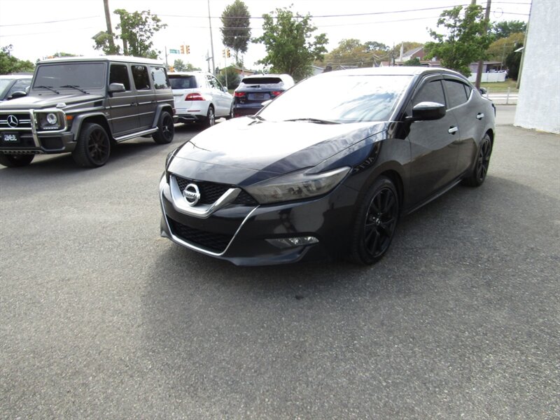2016 Nissan Maxima S photo 2