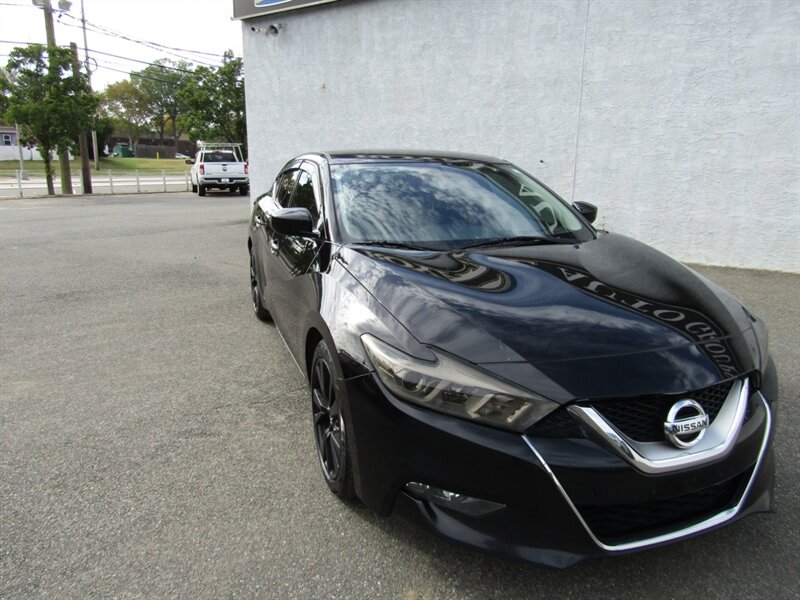 2016 Nissan Maxima S photo 16