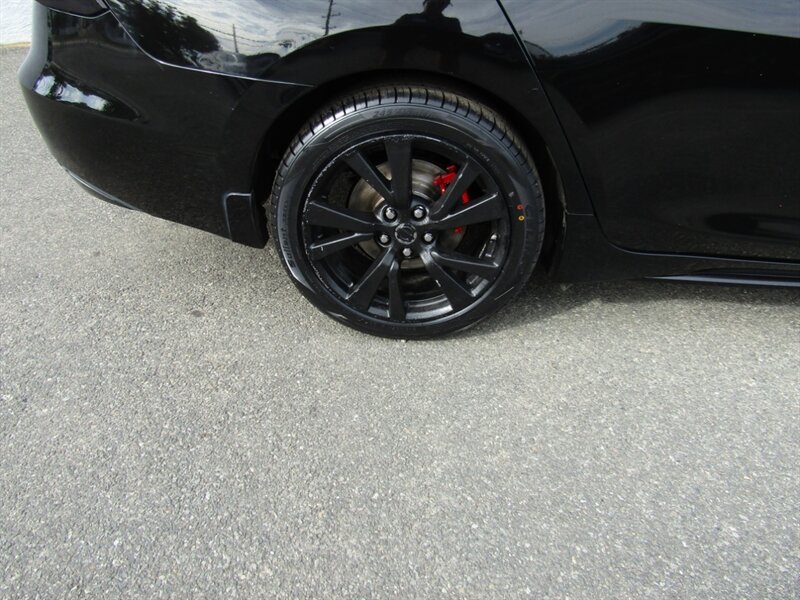 2016 Nissan Maxima S photo 14