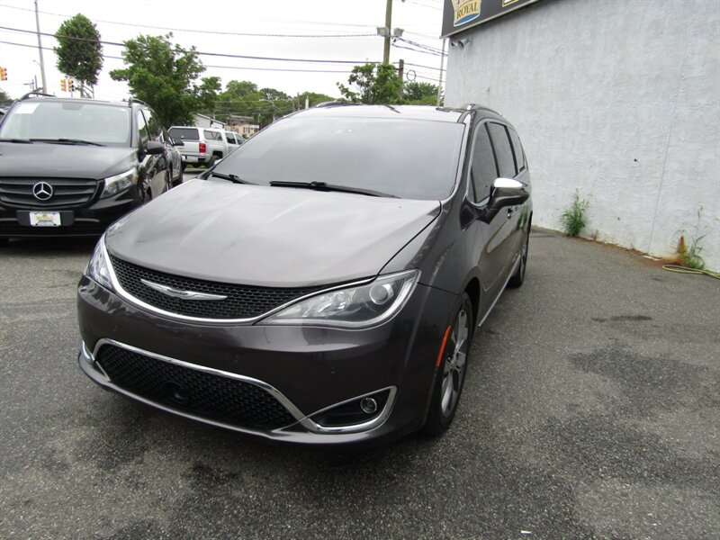 2020 Chrysler Pacifica Limited 35th Anniver - Photo 3 - Haddon Twp, NJ 08107