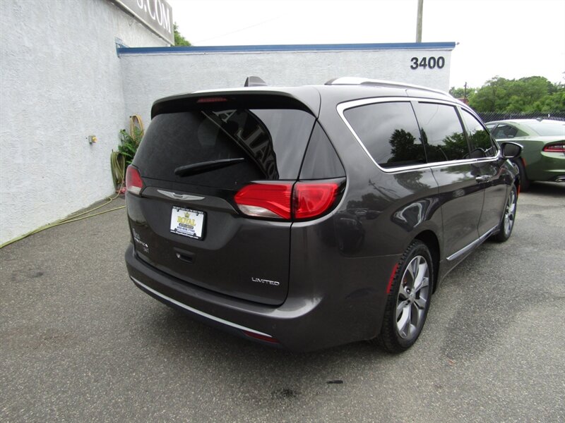 2020 Chrysler Pacifica Limited 35th Anniver - Photo 7 - Haddon Twp, NJ 08107