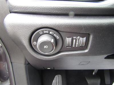 2020 Chrysler Pacifica LTD 35TH ANN,NAV.DVD,DR.ASST PKG.SILVER CERITIED   - Photo 57 - Haddon Twp, NJ 08107