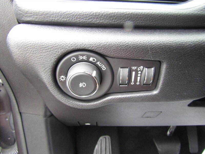 2020 Chrysler Pacifica Limited 35th Anniver - Photo 57 - Haddon Twp, NJ 08107