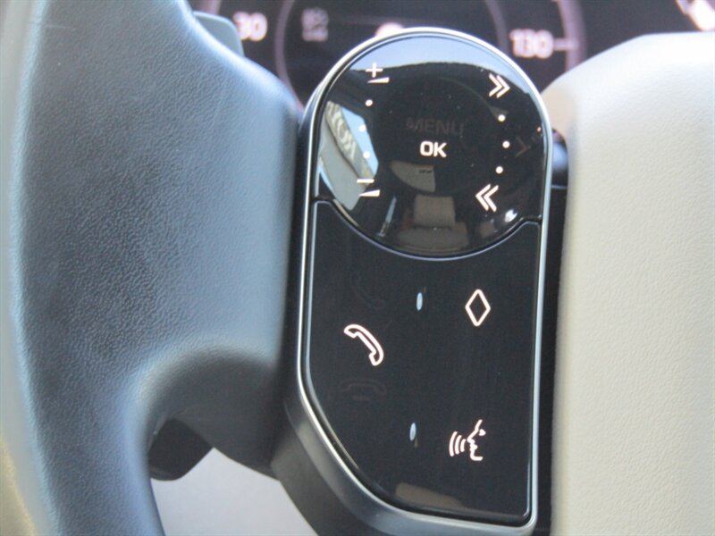 2019 Land Rover Discovery HSE,AWD, LUX PKG,DVD PKG,RVC,SILVER CERTIFIED - Photo 28 - Haddon Twp, NJ 08107