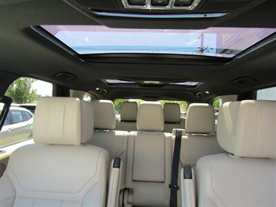 2019 Land Rover Discovery HSE,AWD, LUX PKG,DVD PKG,RVC,SILVER CERTIFIED - Photo 19 - Haddon Twp, NJ 08107