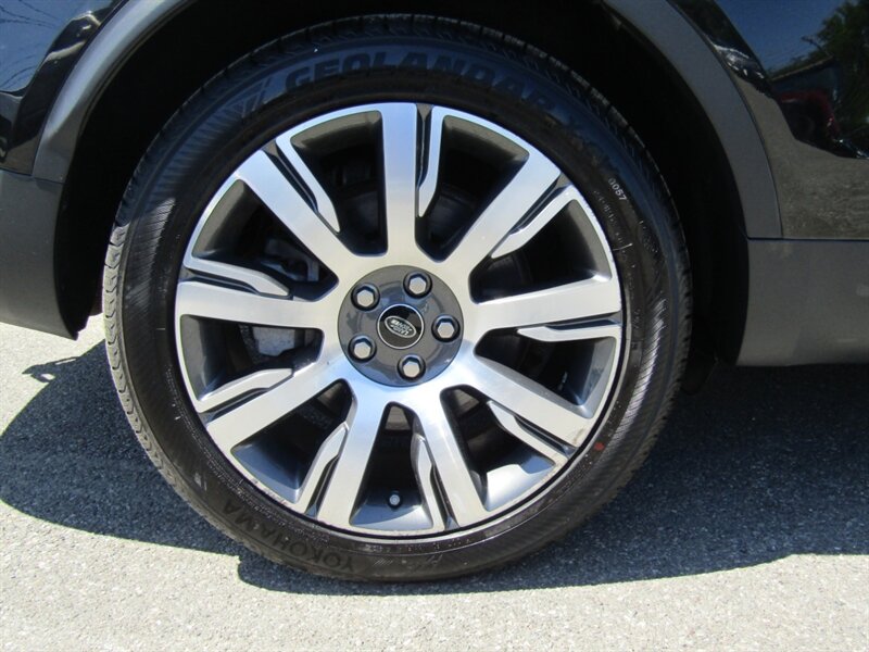 2019 Land Rover Discovery HSE,AWD, LUX PKG,DVD PKG,RVC,SILVER CERTIFIED - Photo 40 - Haddon Twp, NJ 08107