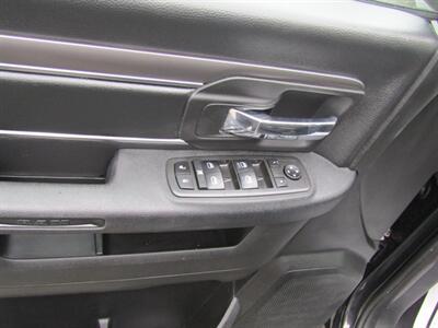 2021 RAM 1500 Classic WARLOCK,4x4,CONV PKG,RVC,SILVER CERTIFIED - Photo 18 - Haddon Twp, NJ 08107