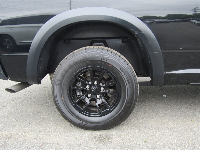 2021 RAM 1500 Classic WARLOCK,4x4,CONV PKG,RVC,SILVER CERTIFIED - Photo 15 - Haddon Twp, NJ 08107