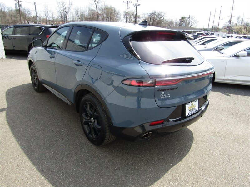 2024 Dodge Hornet R/T PLUS AWD,TECH PKG.PANO.RVC.SILVER CERTIFIED - Photo 5 - Haddon Twp, NJ 08107