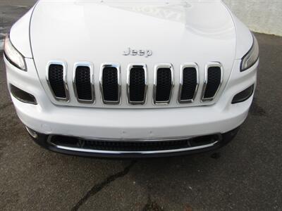 2017 Jeep Cherokee Latitude   - Photo 9 - Haddon Twp, NJ 08107