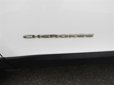 2017 Jeep Cherokee Latitude   - Photo 10 - Haddon Twp, NJ 08107