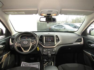 2017 Jeep Cherokee Latitude   - Photo 35 - Haddon Twp, NJ 08107