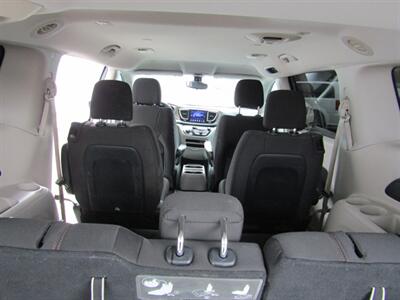 2017 Chrysler Pacifica TOURING,TECH PKG,NAV,CONV PKG,RVC,SILVER CERTIFIED   - Photo 37 - Haddon Twp, NJ 08107