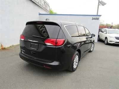 2017 Chrysler Pacifica TOURING,TECH PKG,NAV,CONV PKG,RVC,SILVER CERTIFIED   - Photo 7 - Haddon Twp, NJ 08107