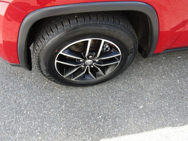 2017 Jeep Grand Cherokee TRAILHAWK,AWD,SAFTY PKG,NAV,RVC,SILVER CERTIFIED - Photo 17 - Haddon Twp, NJ 08107