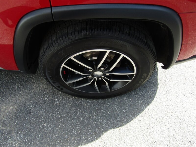 2017 Jeep Grand Cherokee TRAILHAWK,AWD,SAFTY PKG,NAV,RVC,SILVER CERTIFIED - Photo 18 - Haddon Twp, NJ 08107