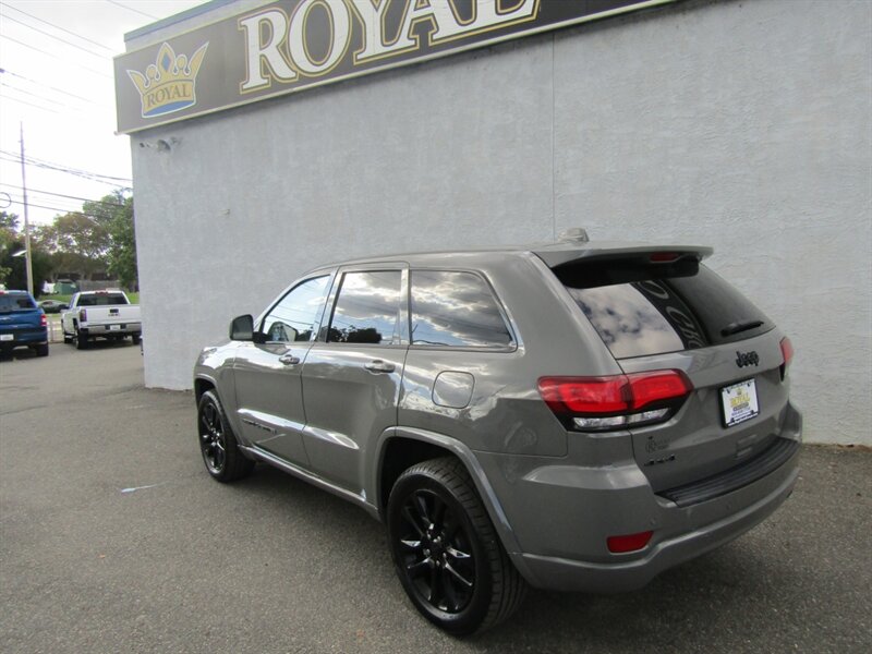 2021 Jeep Grand Cherokee Laredo X - Photo 6 - Haddon Twp, NJ 08107