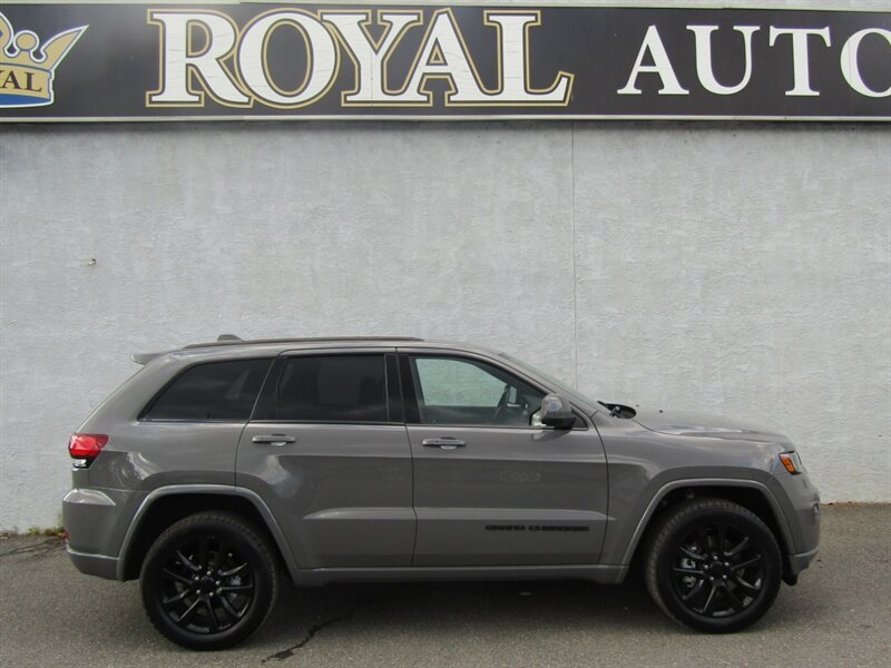 2021 Jeep Grand Cherokee Laredo X - Photo 2 - Haddon Twp, NJ 08107