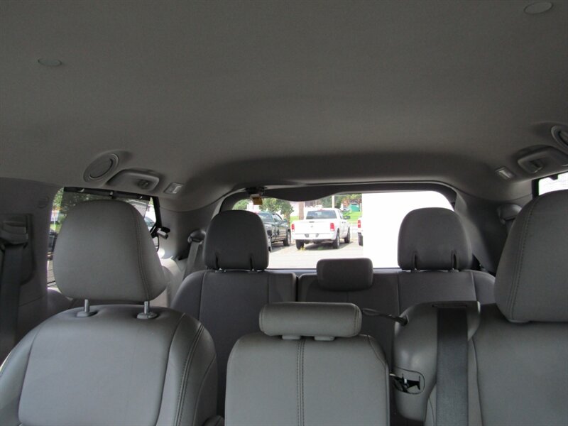 2015 Toyota Sienna XLE 7-Passenger Auto - Photo 59 - Haddon Twp, NJ 08107
