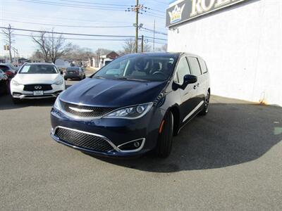 2019 Chrysler Pacifica TOURING,DR.ASSTNPKG,CONV PKG,RVC,SILVER CERTIFIED   - Photo 3 - Haddon Twp, NJ 08107